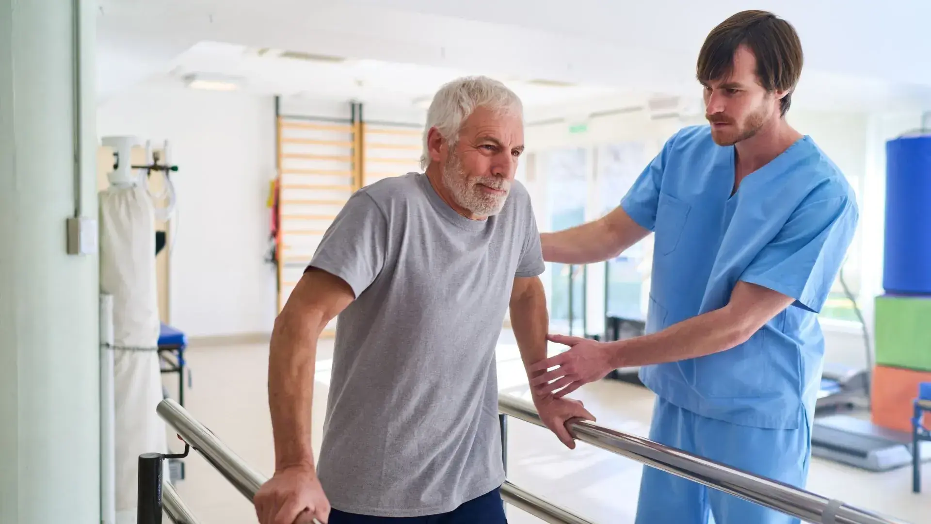 Sports physiotherapy injury rehabilitation treatment session at Physio Cure Point
